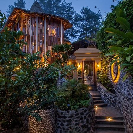 Tira Vilagna Suites & Spa Kintamani Екстериор снимка